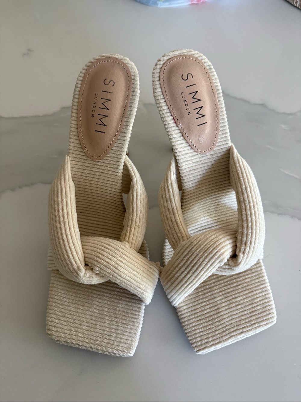 Simmi London Elodie Stone Corduroy Mule Heels | Size 7 | Never Worn